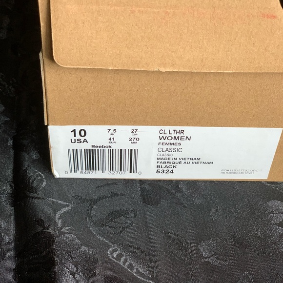 Black Classic Reebok - Picture 4 of 4